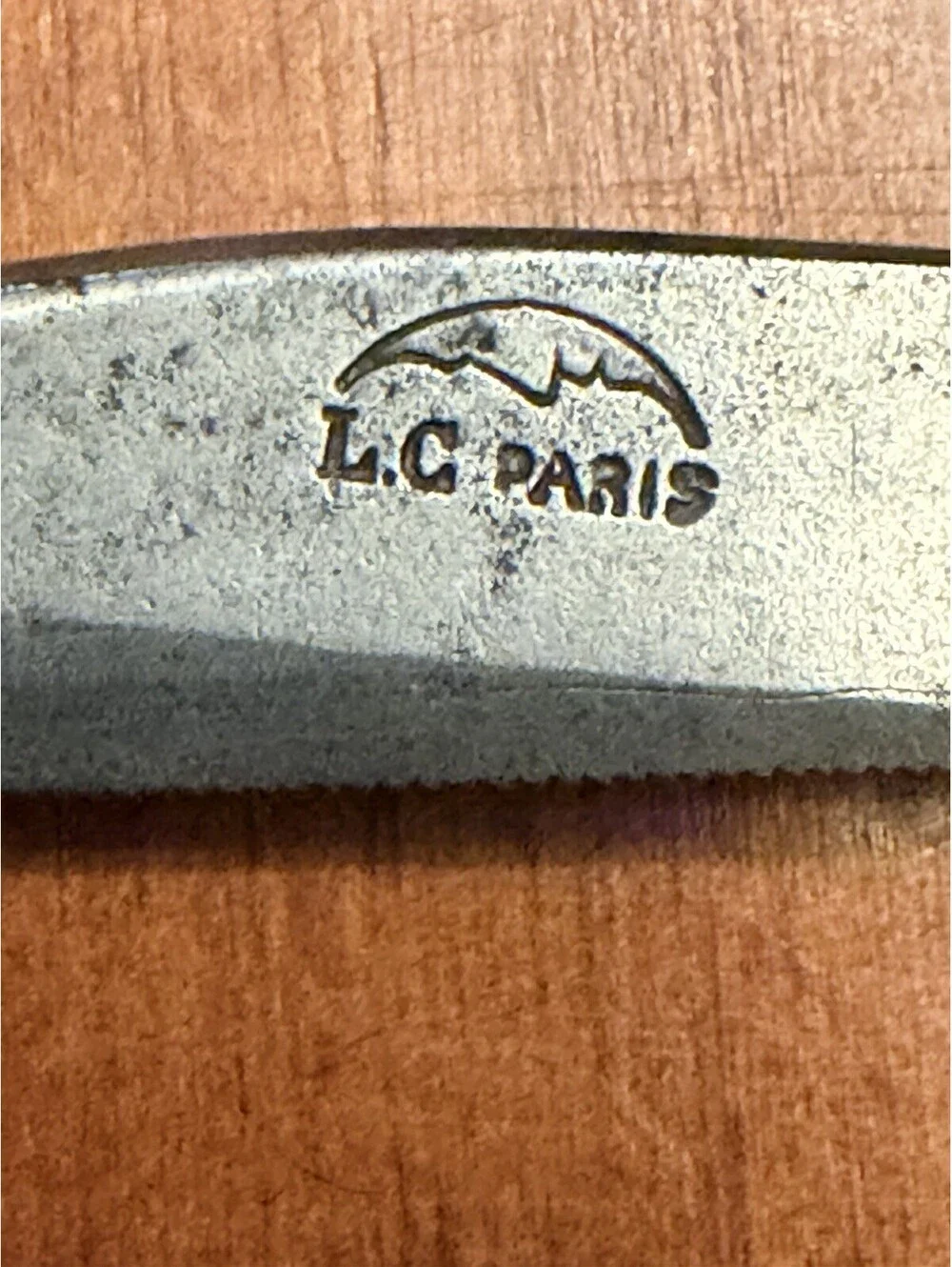 Vintage L.C. PARIS Straight Razor Mountain Logo & F.W. HERDYS Solingen Case Box